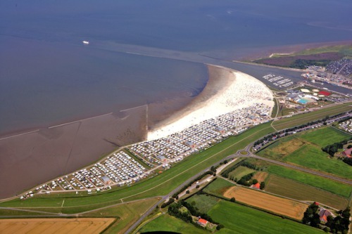 Das Unesco-Weltnaturerbe Wattenmeer liegt in Esens-Bensersiel direkt vor der Haustür. Foto: djd/Tourismusbetrieb Esens - Bensersiel