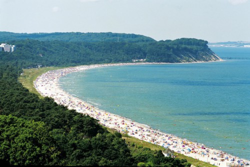 Alles, was Rügen so besonders macht, findet man im Ostseebad Göhren. Foto: djd/www.regenbogen.ag