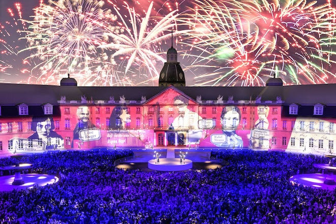 Die Fächerstadt Karlsruhe feiert 2015 ihren 300. Geburtstag mit viel Show, Kunst und Kultur. Foto: djd/Stadtmarketing Karlsruhe GmbH