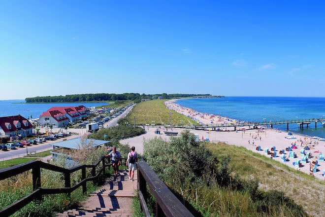 Ferienorte wie Rerik am Salzhaff locken auch im Herbst viele Urlauber an die Küste Mecklenburg-Vorpommerns. Foto: djd/TZ Mecklenburgische Ostseeküste/VMO KV Rerik