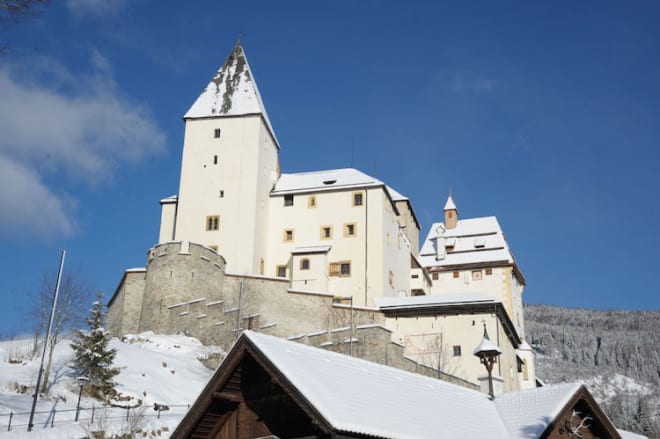 Mauterndorf ist ein gemütlicher Familien-Skiort mit Flair. Foto: djd/Tourismusverband Mauterndorf