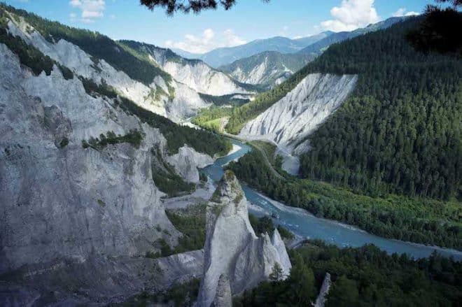 Mit dem E-Bike zur Rheinschlucht