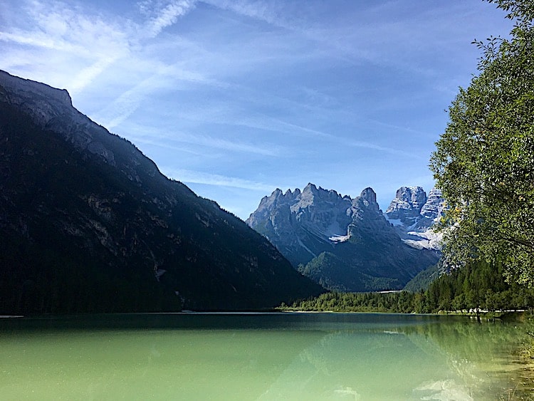 Bei einer Radreise durch die Dolomiten kommt man aus dem Staunen nicht mehr raus. 