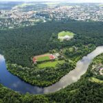 Ein Blick auf den Vingis-Park in Vilnus / Litauen.