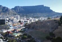 Südafrika Rundreise: Erlebe Kapstadt, Kruger-Nationalpark & Drakensberge – Natur, Kultur & Abenteuer in einem beeindruckenden Land.